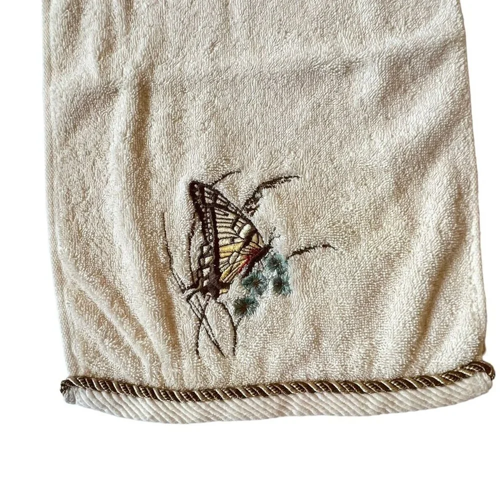 Vtg Butterfly Seashell Embroidered Towel Bath Fingertip Set Rope Trim